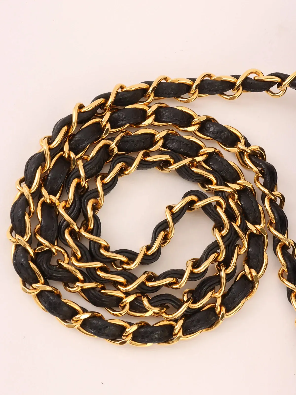 CHANEL Around 1992 Made Caviar Skin Diana Flap Chain Bag 22Cm Black