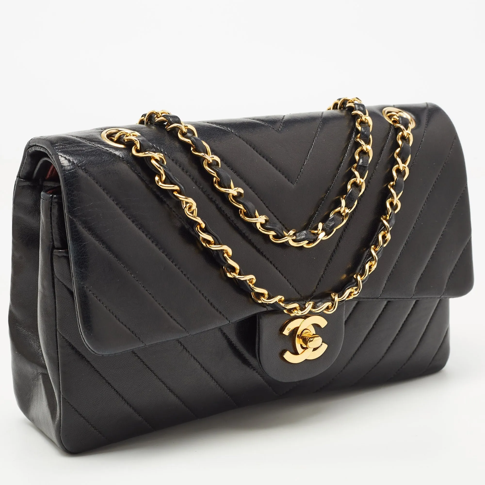 CHANEL Black Chevron Leather Medium Classic Double Flap Bag