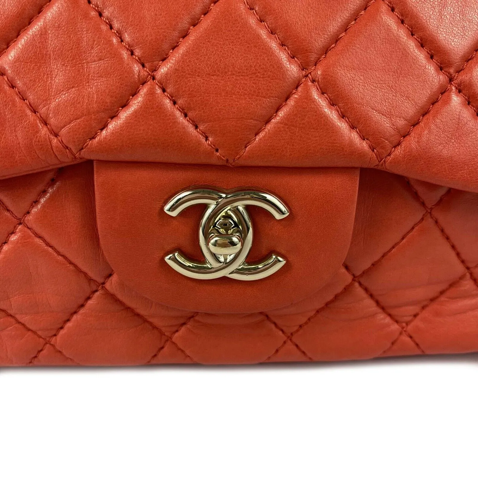CHANEL - Classic Single New Jumbo Quilted Lambskin - Champagne Gold Red Handbag