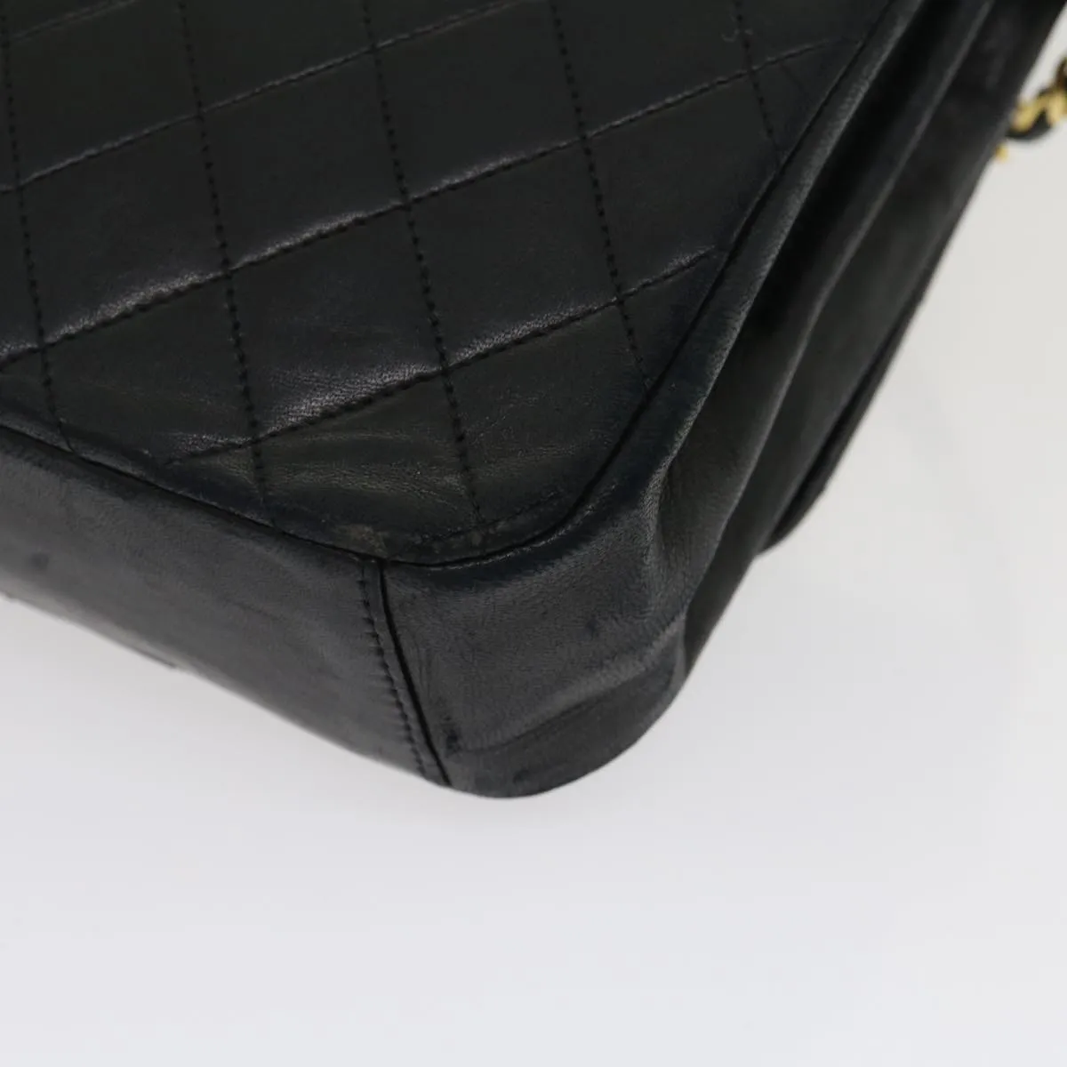 Chanel Matelasse Chain Flap Shoulder Bag Lamb Skin Black CC Auth bs1447A