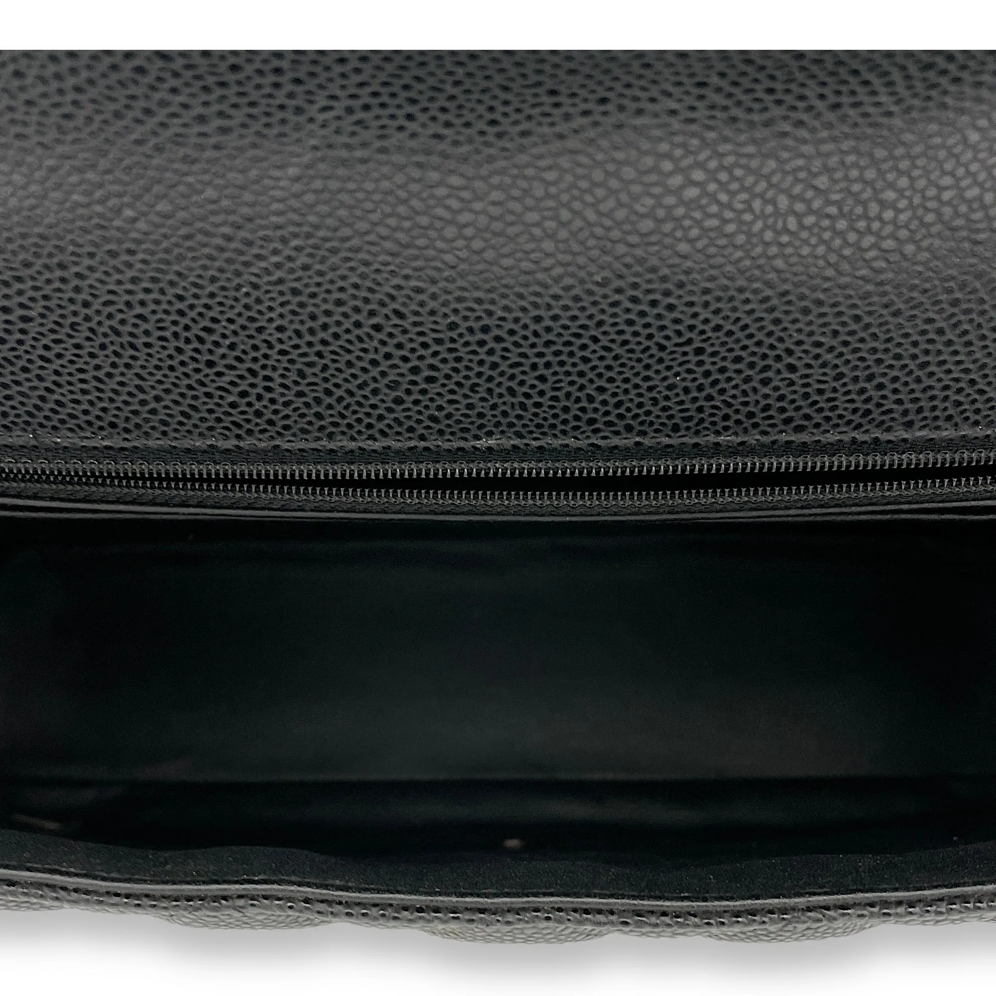 Classic Flap Maxi Black Shoulder Bag in Caviar Leather, Silver hardware