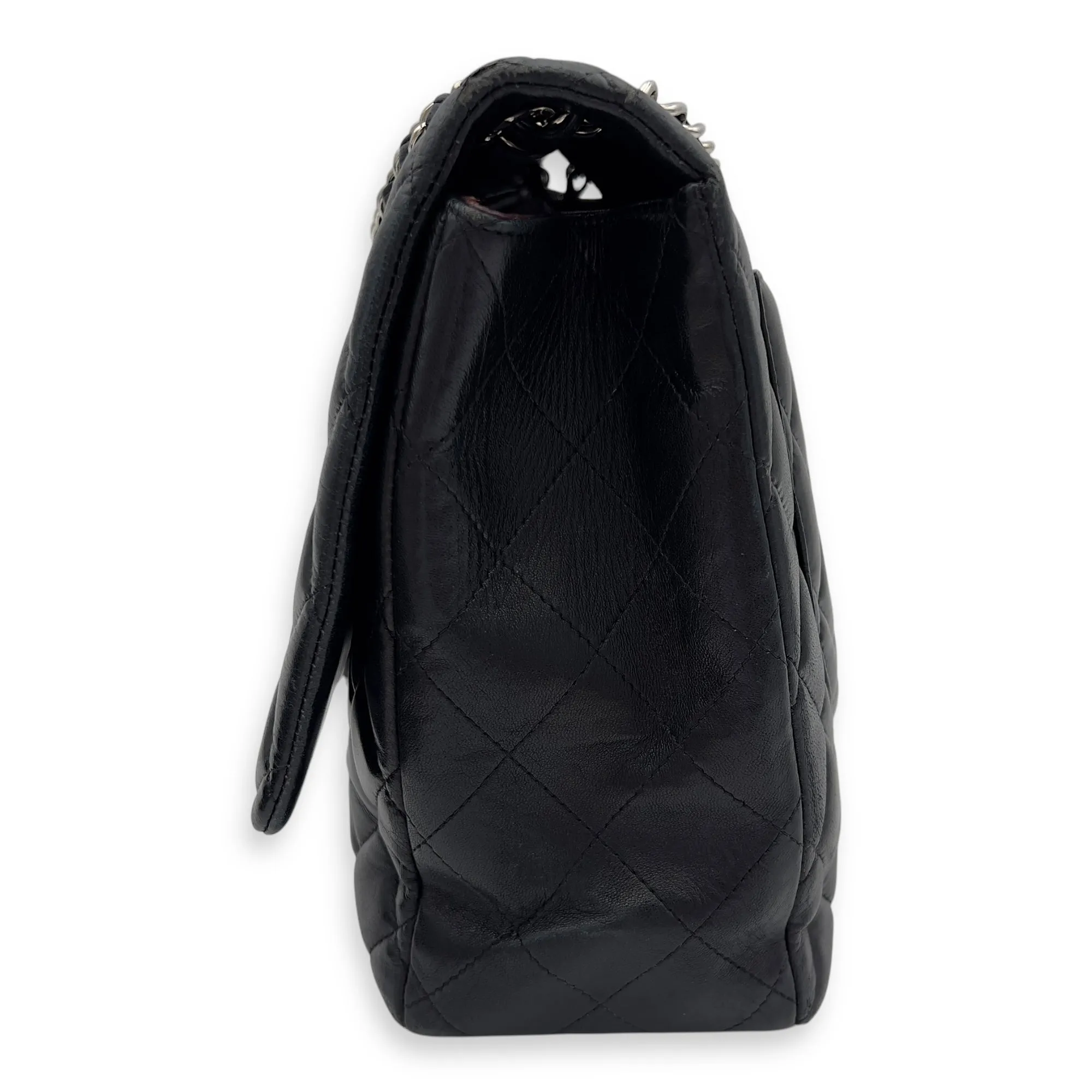 Classic Maxi Black Shoulder Bag in Lambskin, Silver hardware