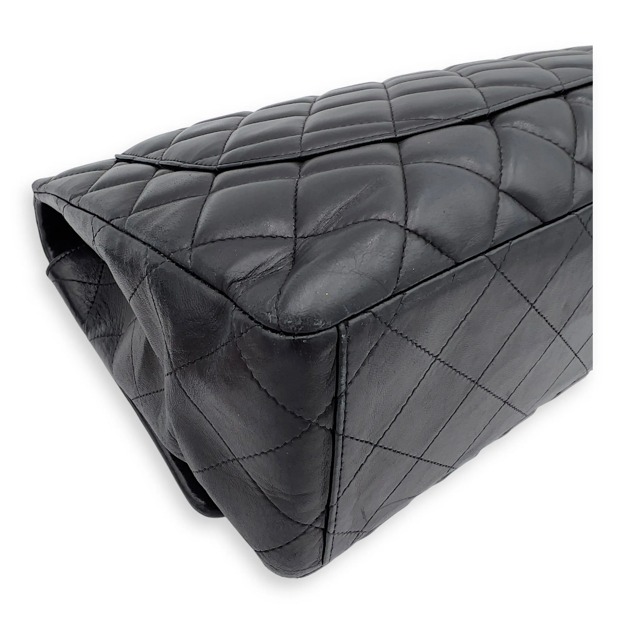 Classic Maxi Black Shoulder Bag in Lambskin, Silver hardware