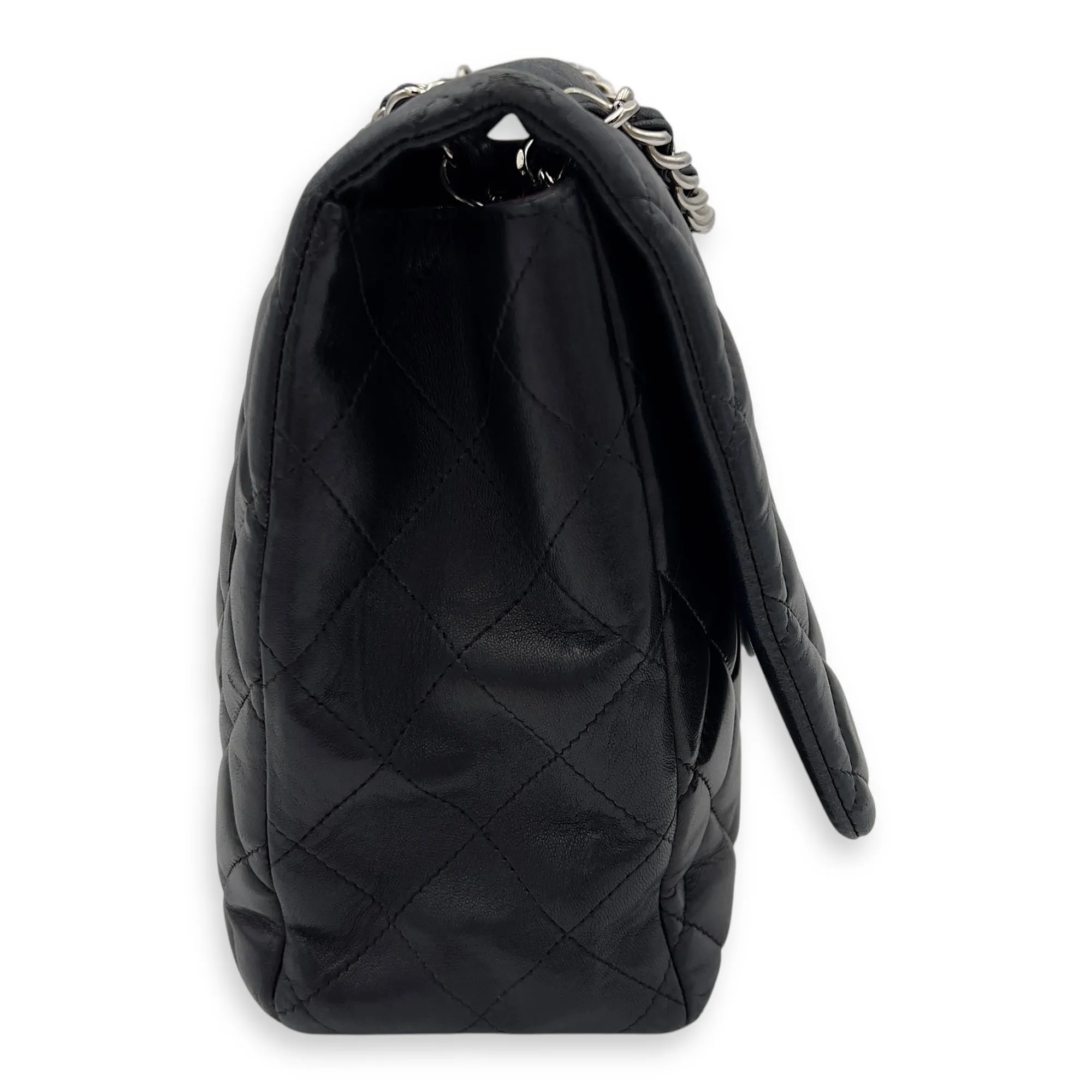 Classic Maxi Black Shoulder Bag in Lambskin, Silver hardware