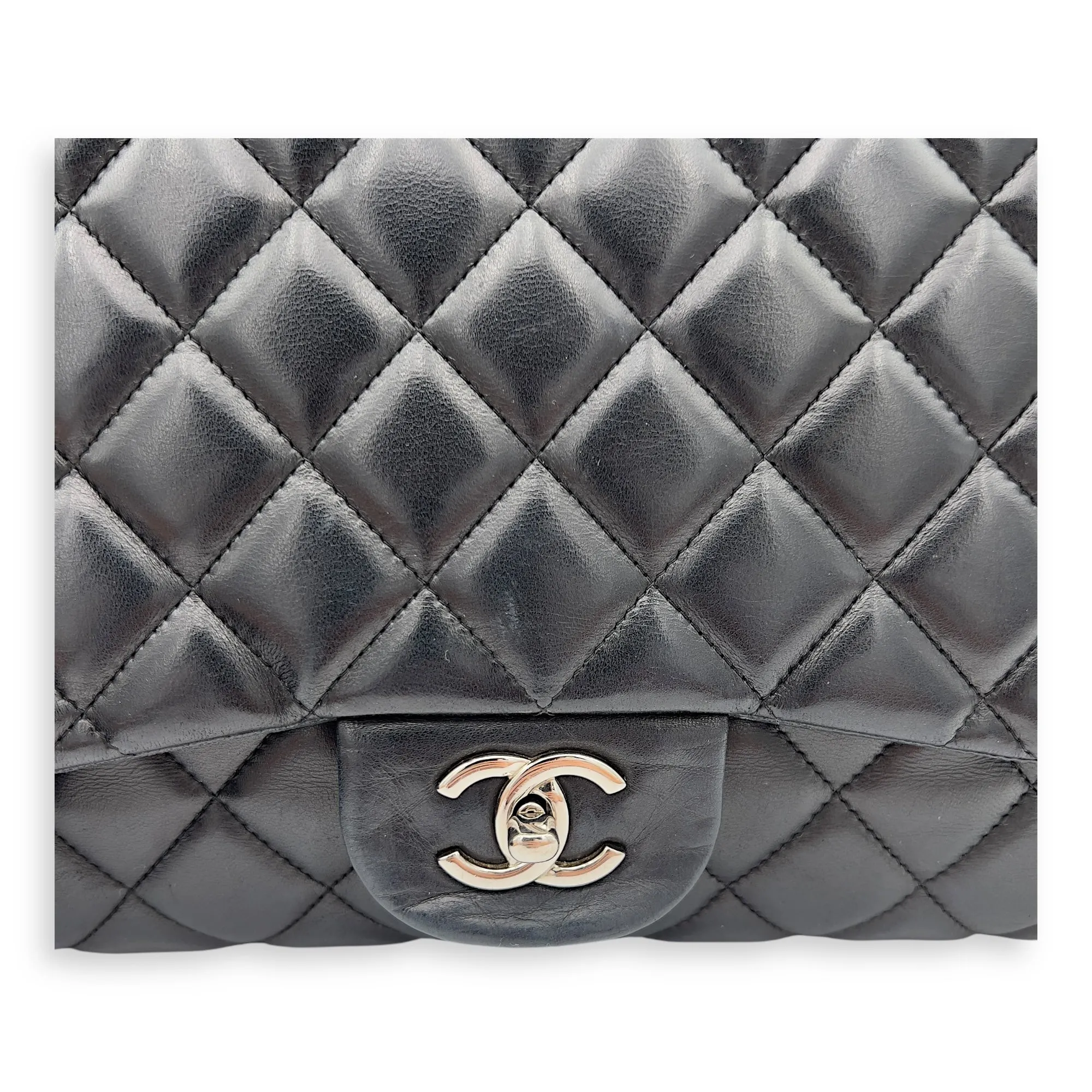 Classic Maxi Black Shoulder Bag in Lambskin, Silver hardware