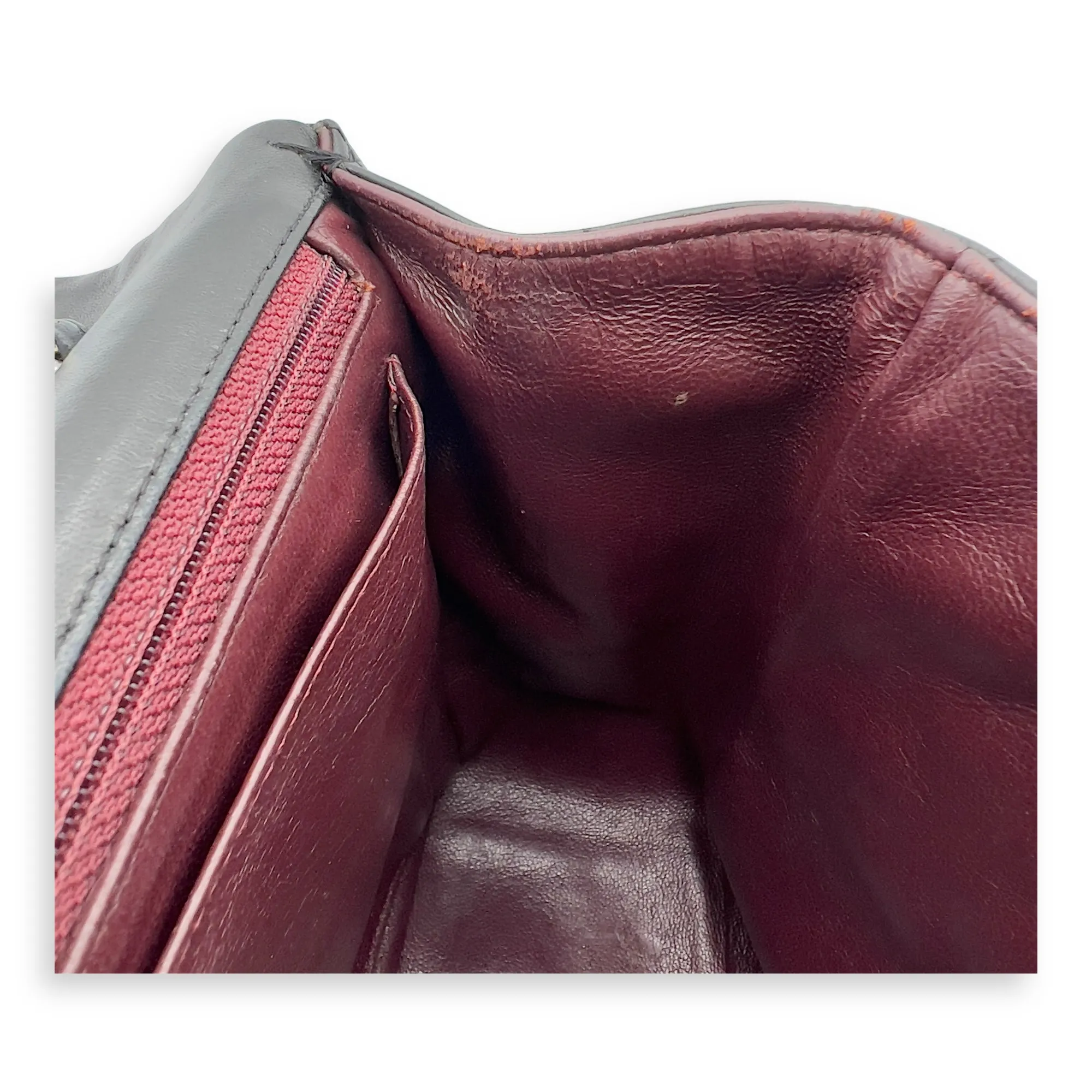 Classic Maxi Black Shoulder Bag in Lambskin, Silver hardware