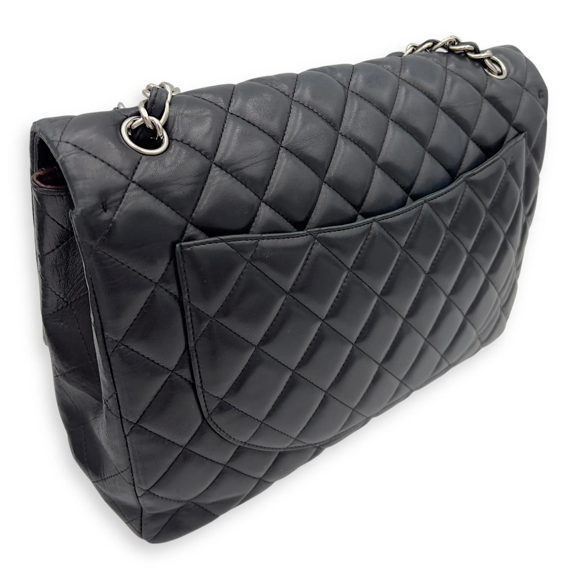Classic Maxi Black Shoulder Bag in Lambskin, Silver hardware