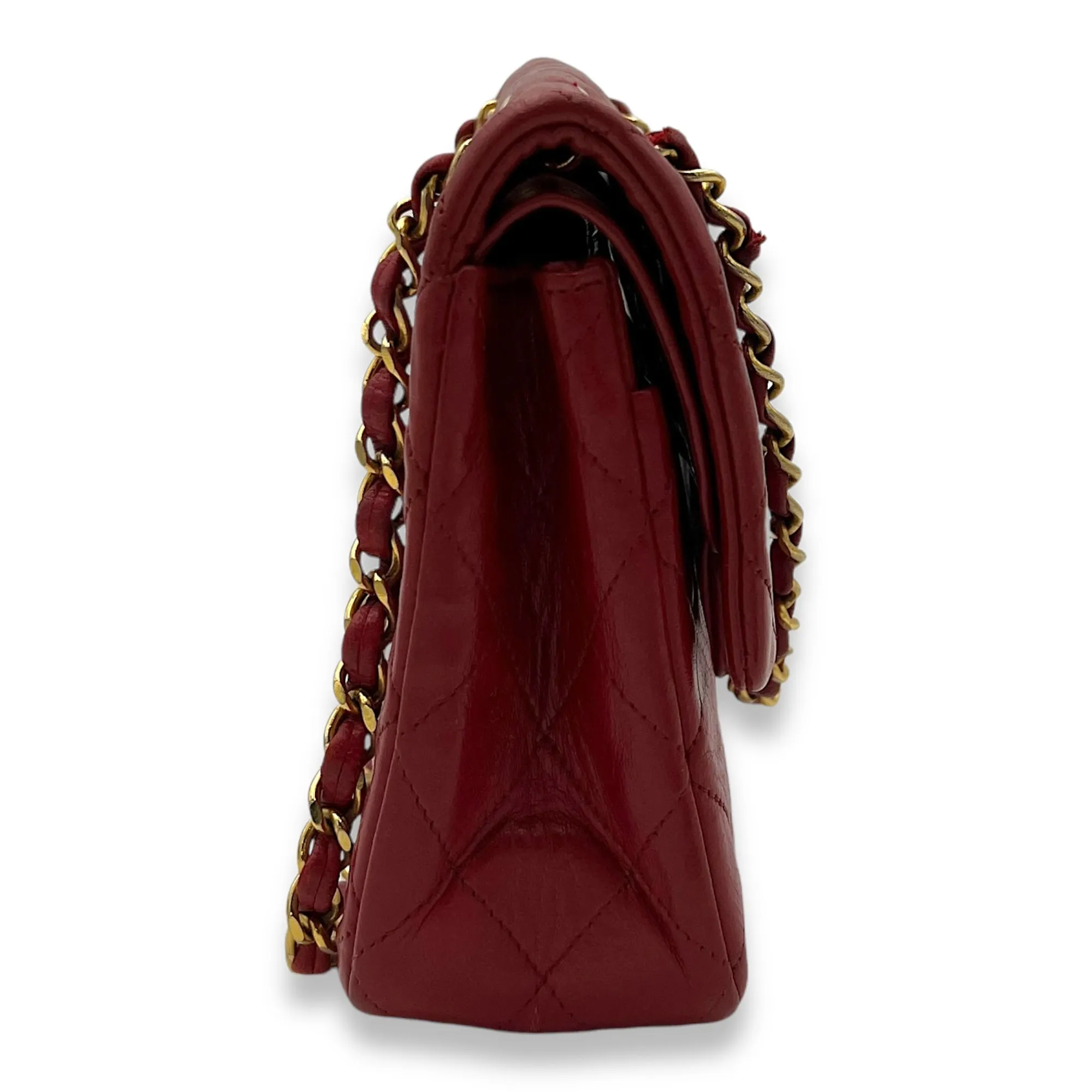 Classic Small Red Shoulder Bag in Lambskin, Gold hardware