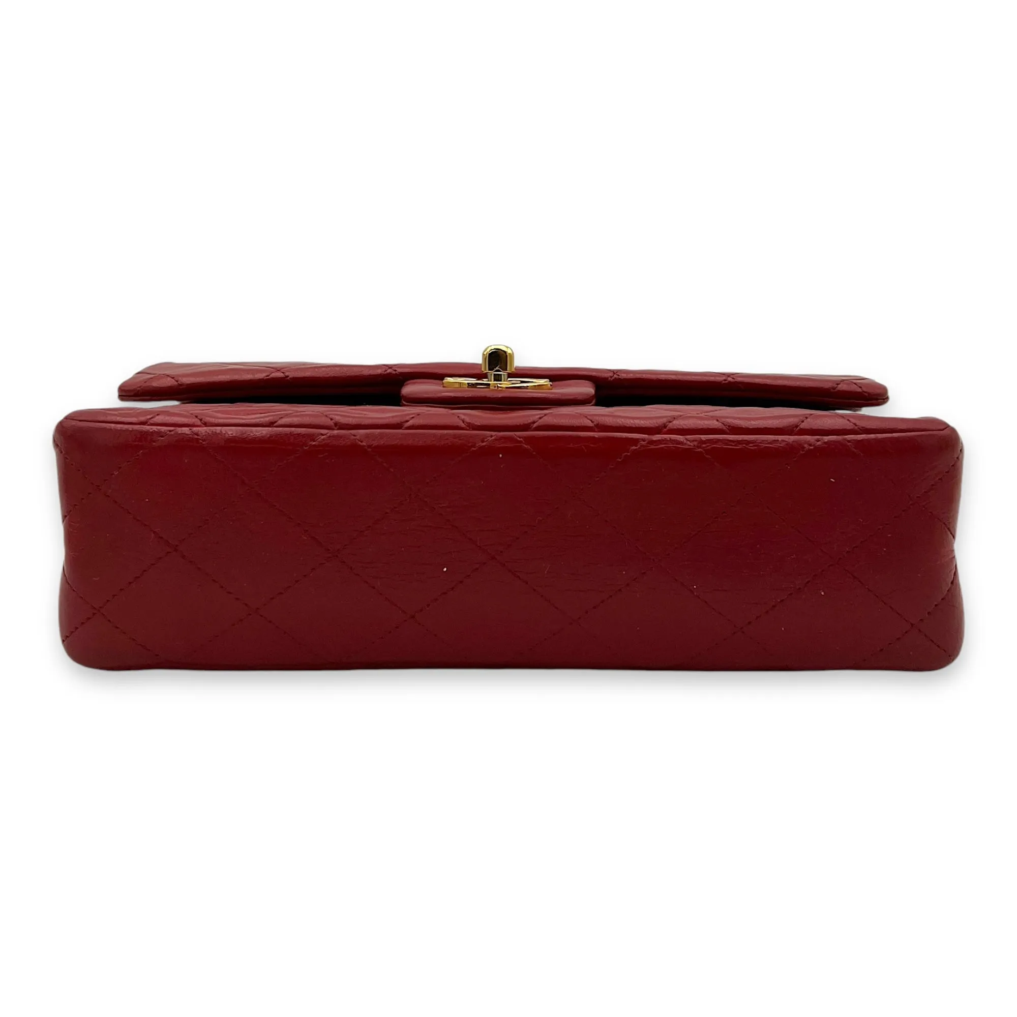 Classic Small Red Shoulder Bag in Lambskin, Gold hardware