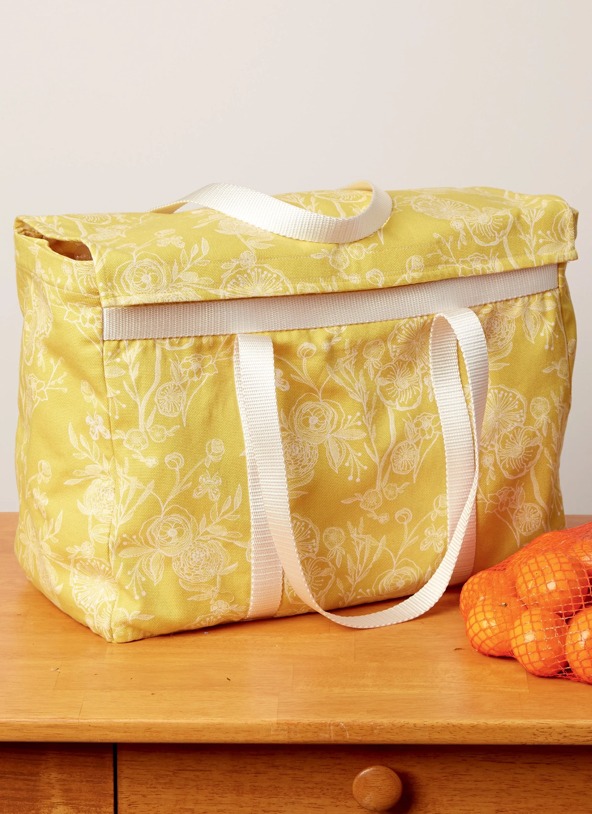 McCall's sewing pattern 8236 Fruit and Veg Bags, Mop Pad, Coffee Filters, Bin and Bag